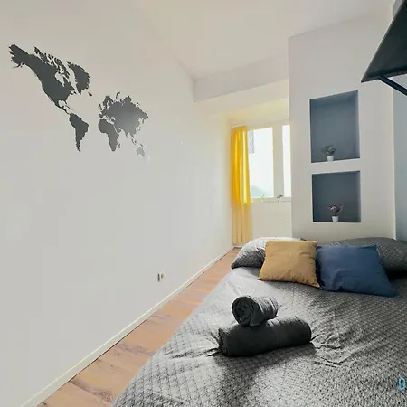 World - 10 Minutes To Old Town & Seaside *
