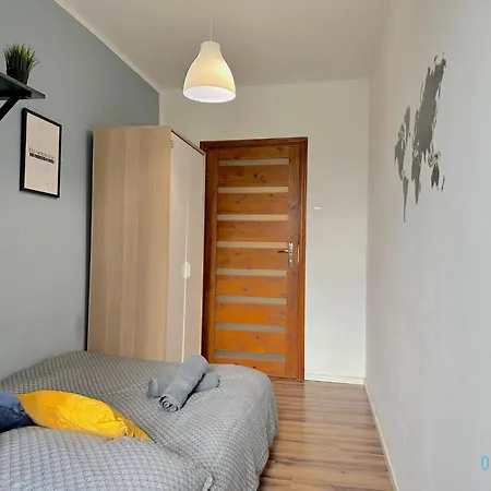 Habitación en casa particular World - 10 Minutes To Old Town & Seaside